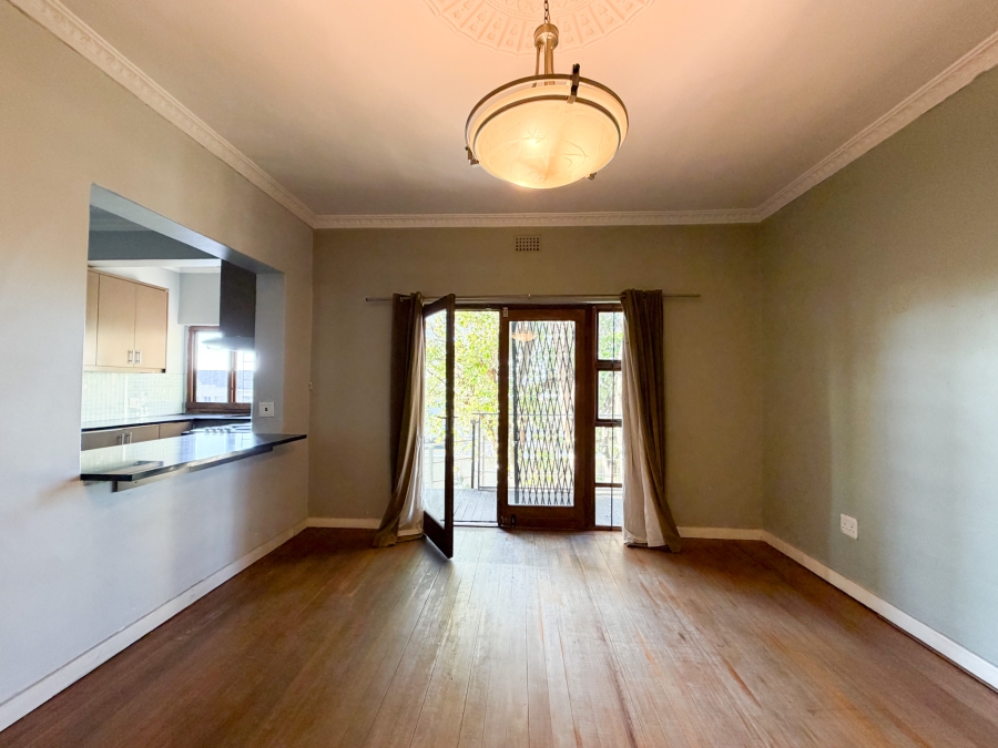 3 Bedroom Property for Sale in Vredehoek Western Cape